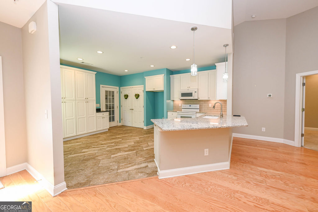 3504 Commonwealth Circle Property Photo 6
