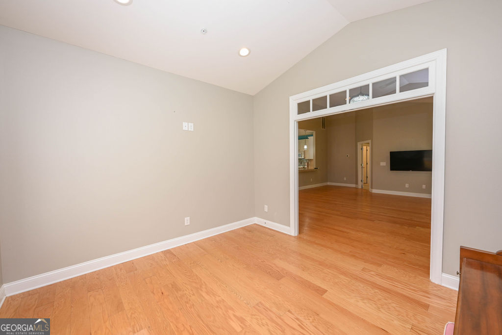 3504 Commonwealth Circle Property Photo 12