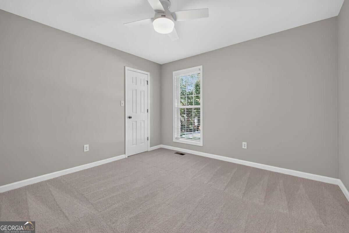 5545 Sallee Drive Property Photo 28