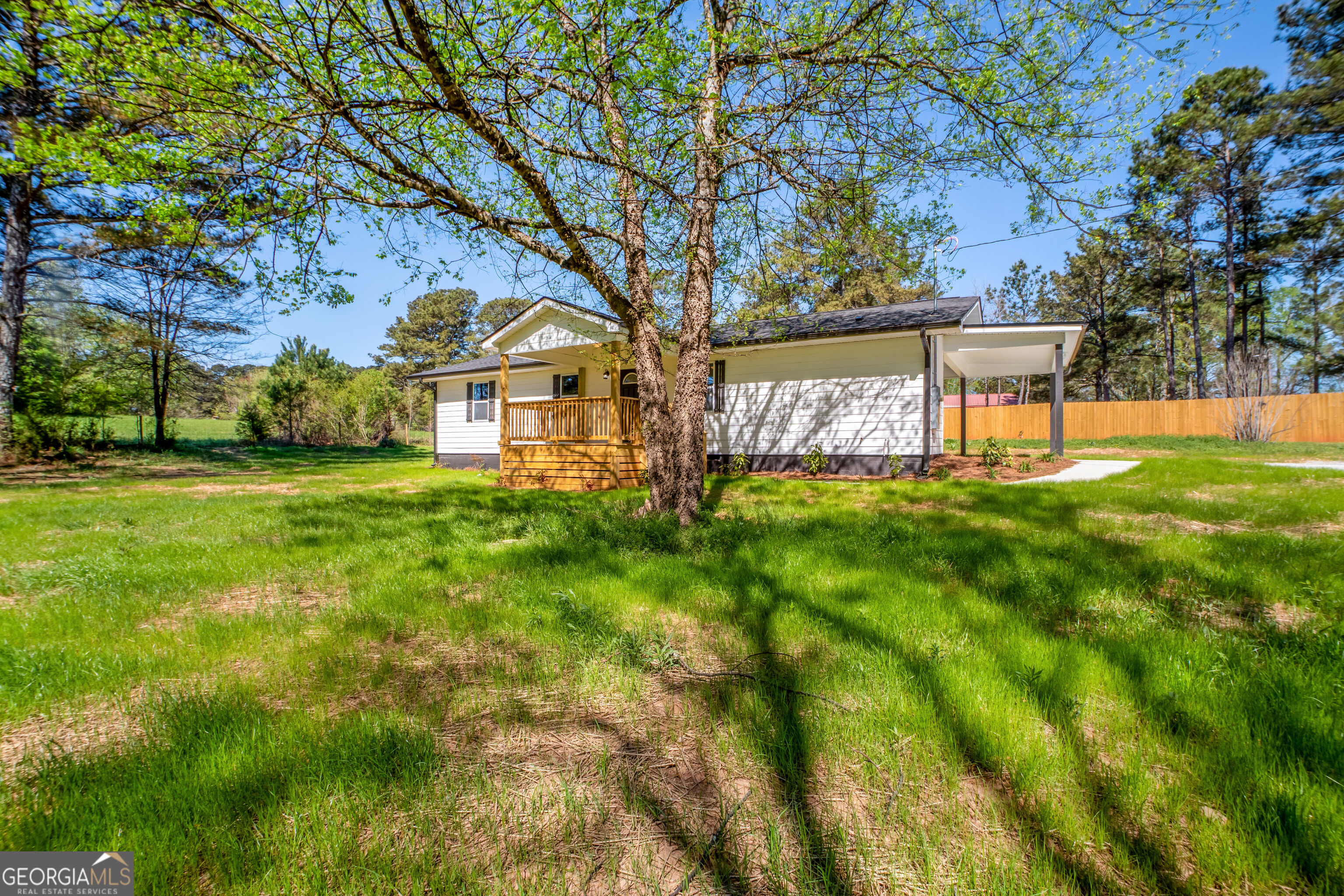 2159 Shiloh Road Property Photo 3