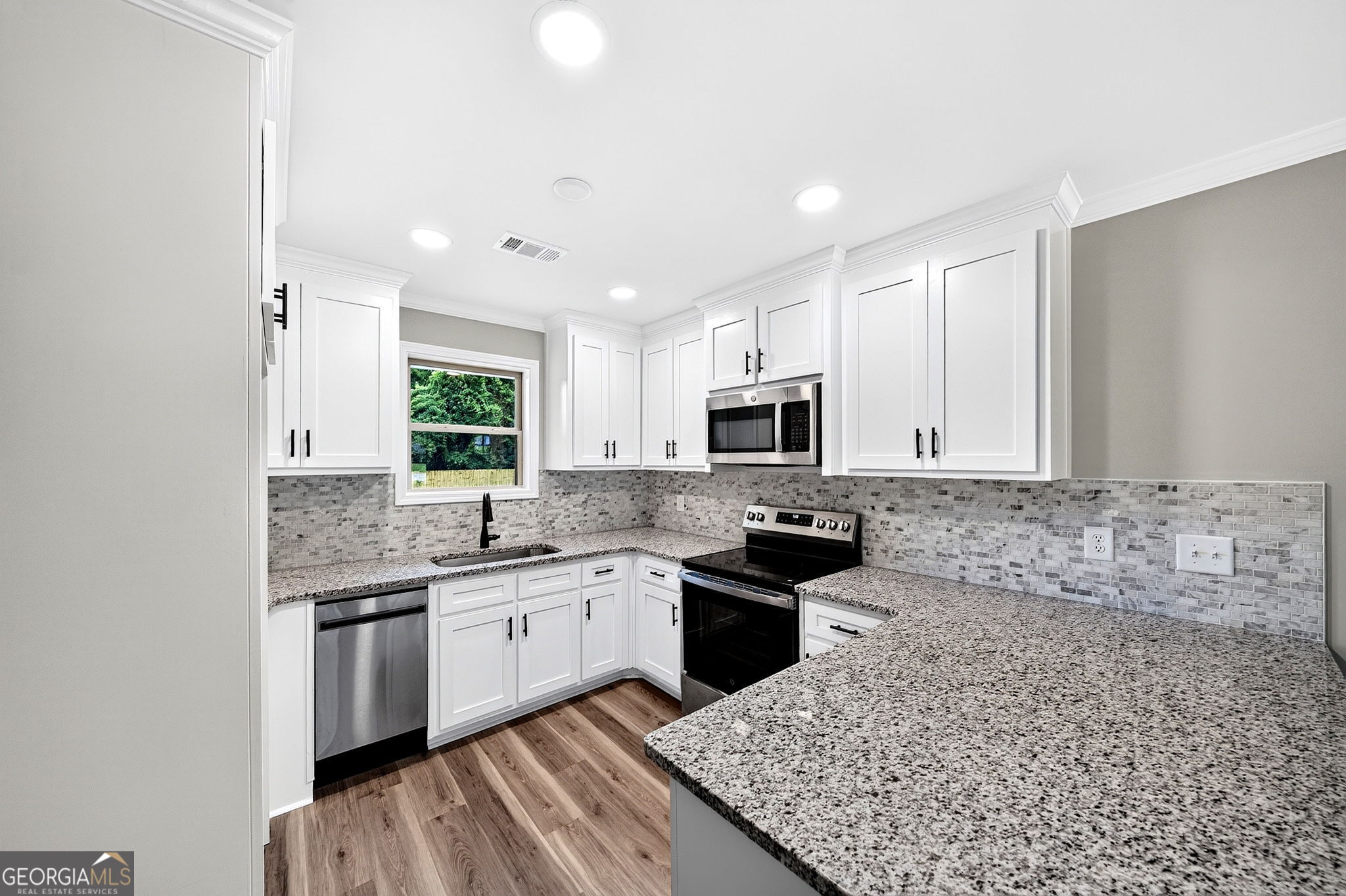 230 Morningview Drive Property Photo 8