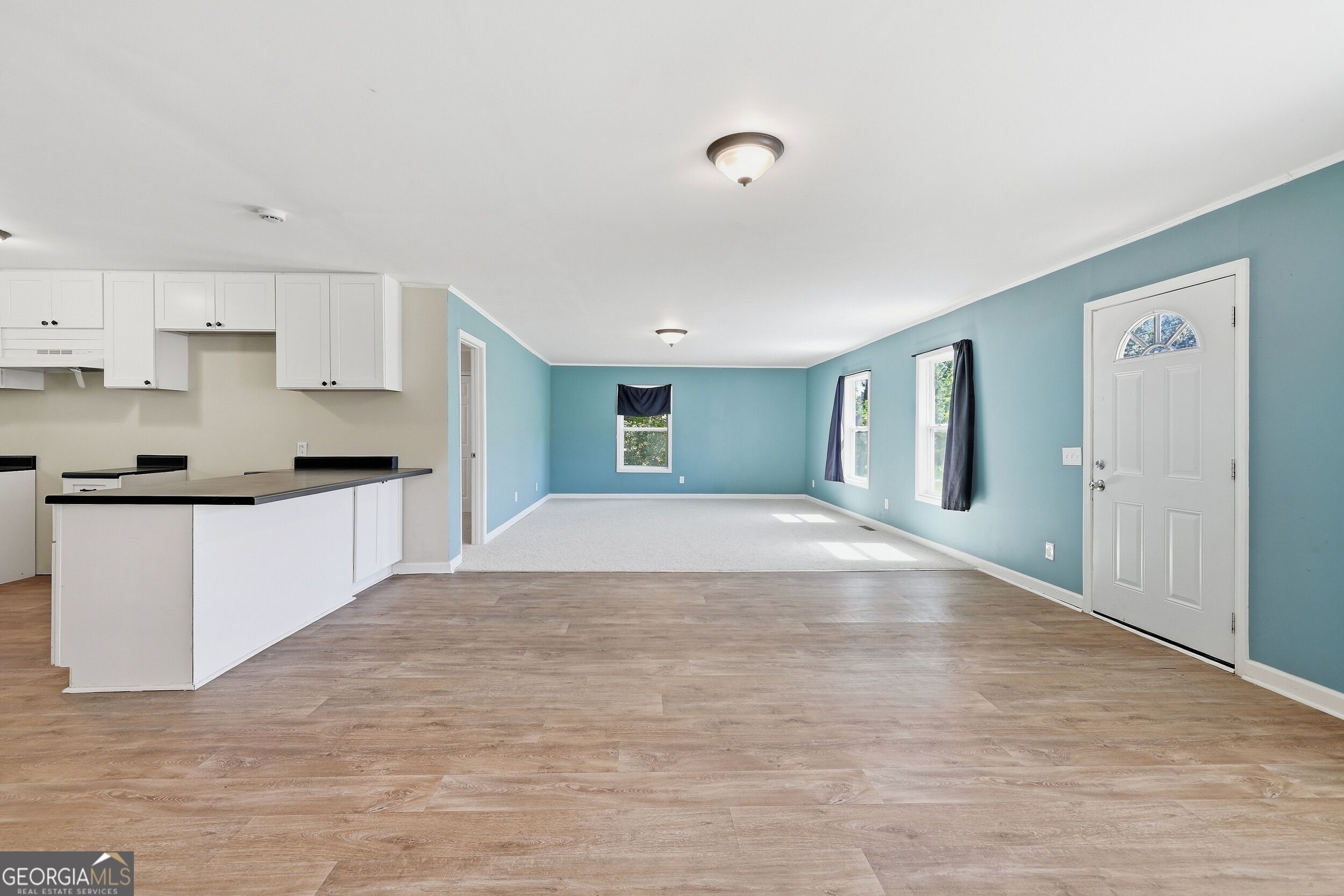2421 E Silver Shoals Road Property Photo 8