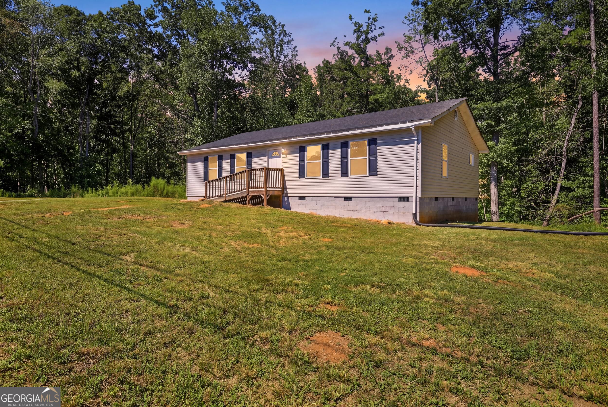 2421 E Silver Shoals Road Property Photo 41