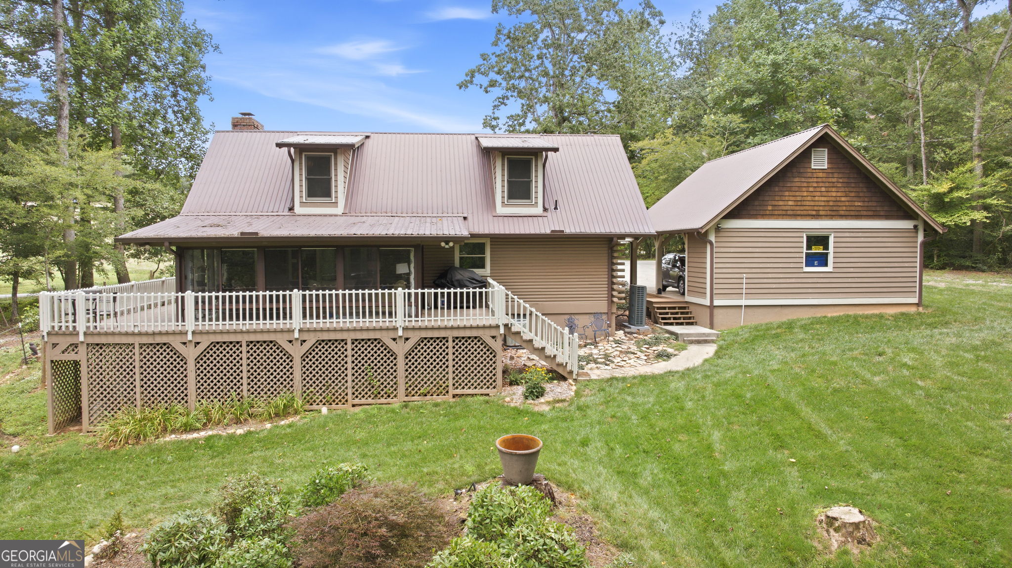 938 Waters Street W Property Photo 49