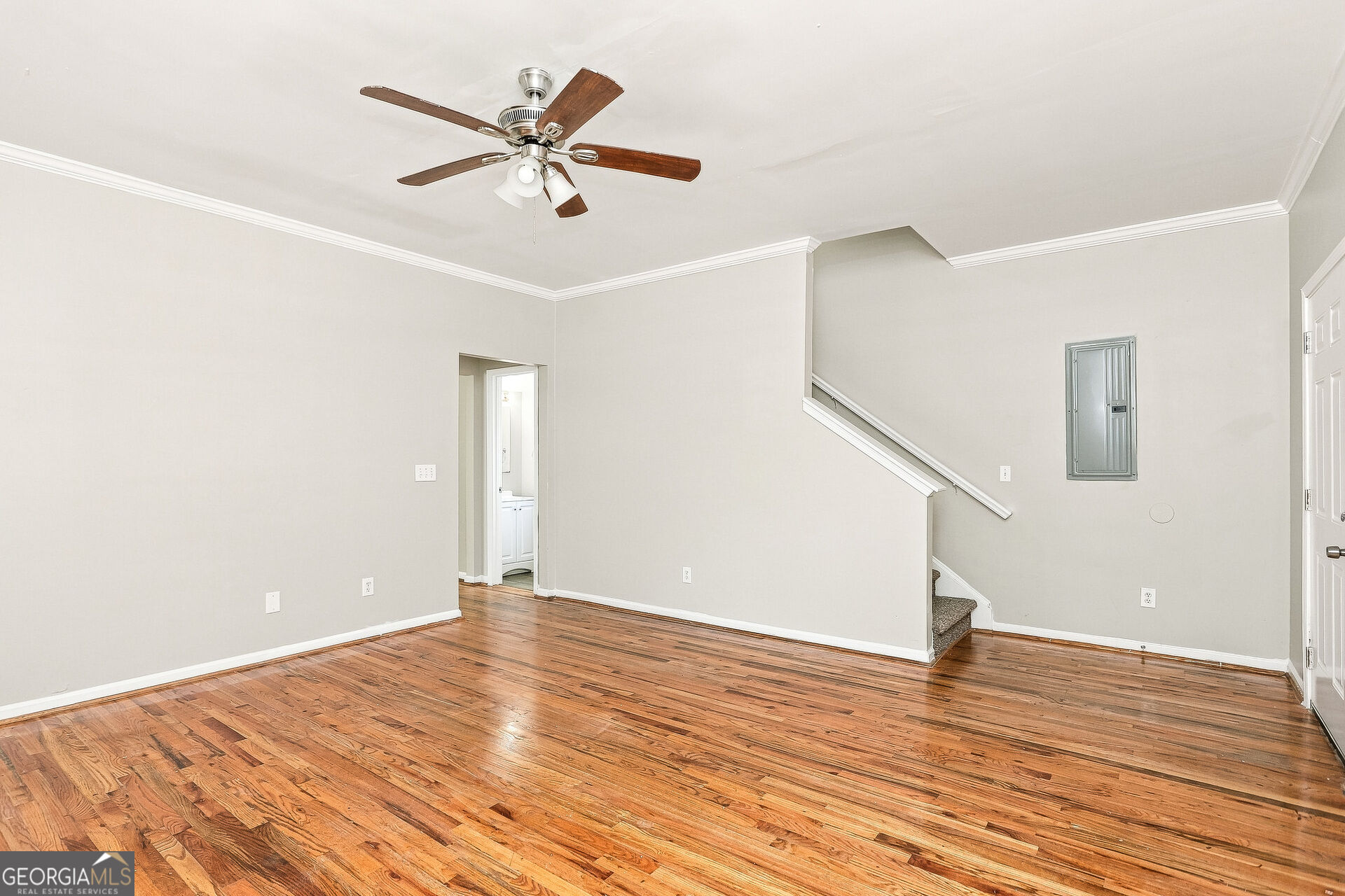 697 Cooper Street Sw Property Photo 4