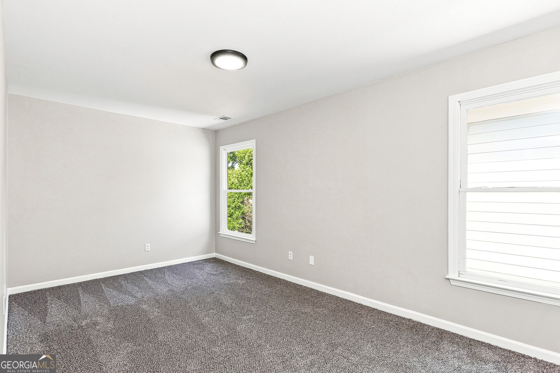 697 Cooper Street Sw Property Photo 12