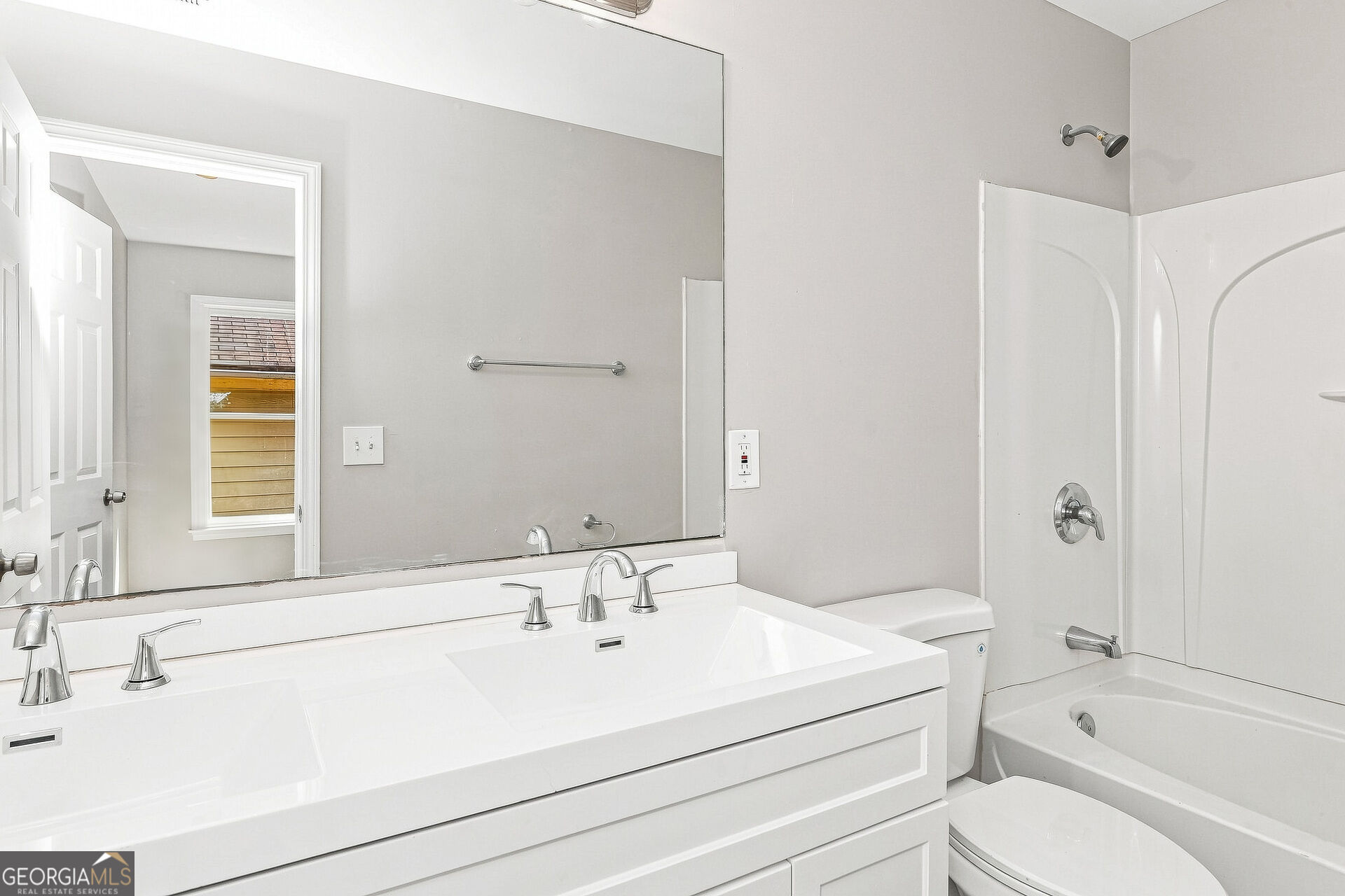 697 Cooper Street Sw Property Photo 15