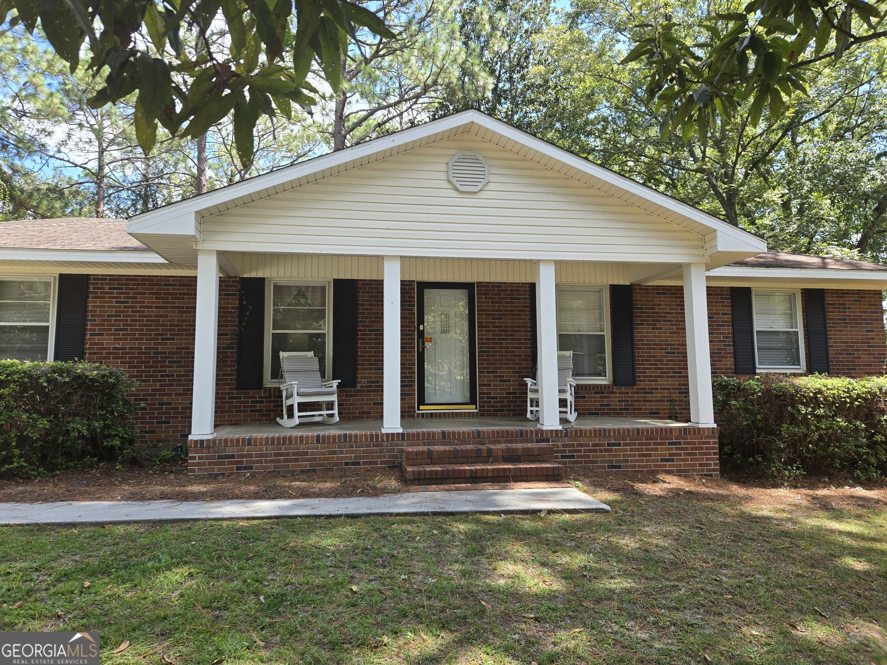 107 Nottingham Trail Property Photo 1
