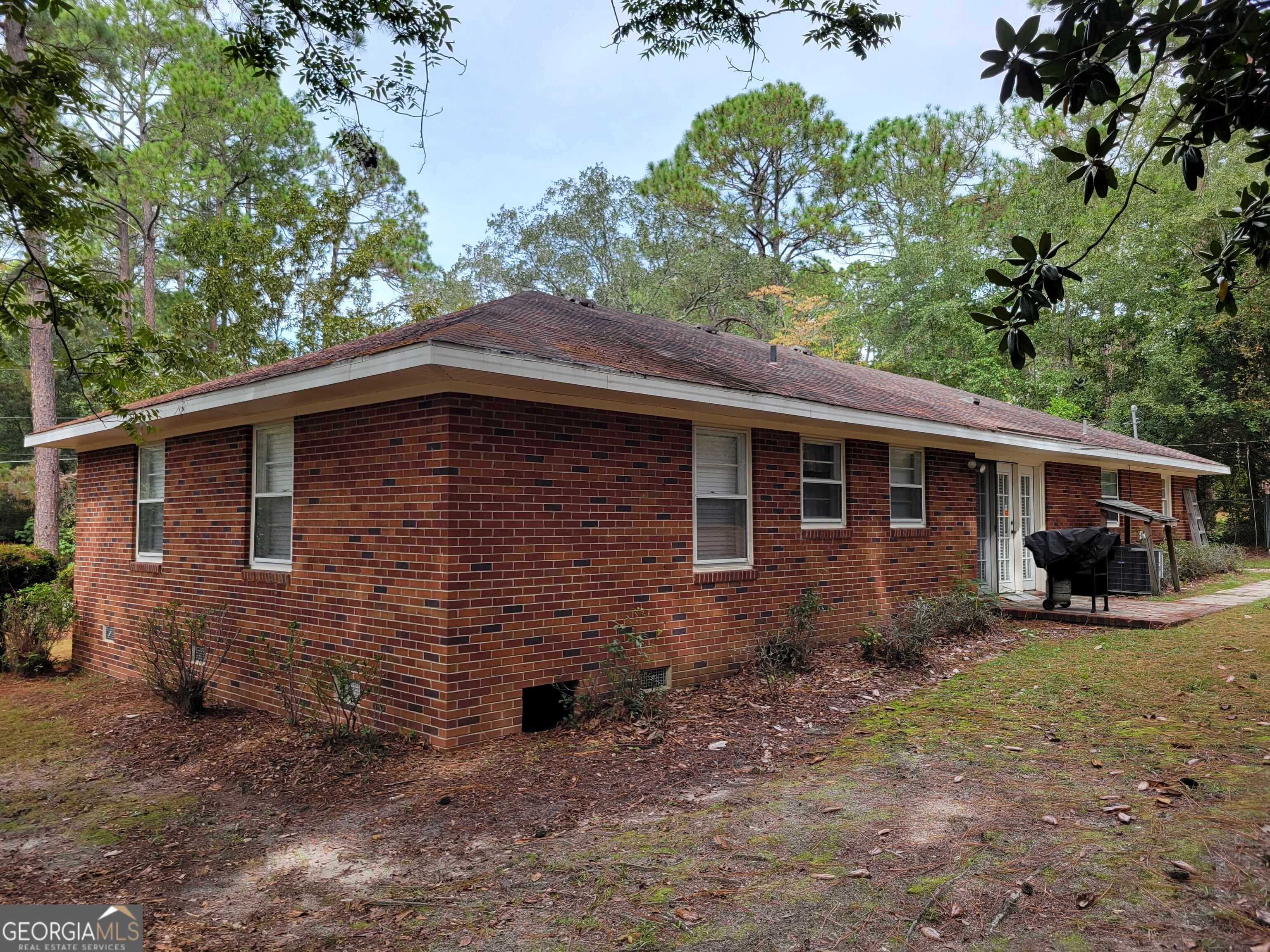 107 Nottingham Trail Property Photo 8