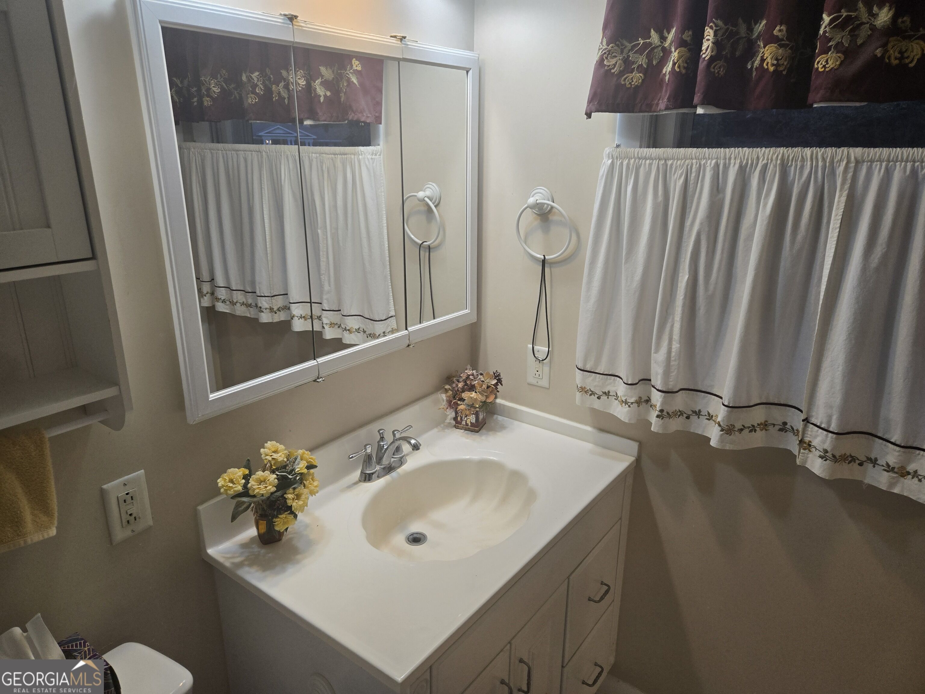 107 Nottingham Trail Property Photo 38