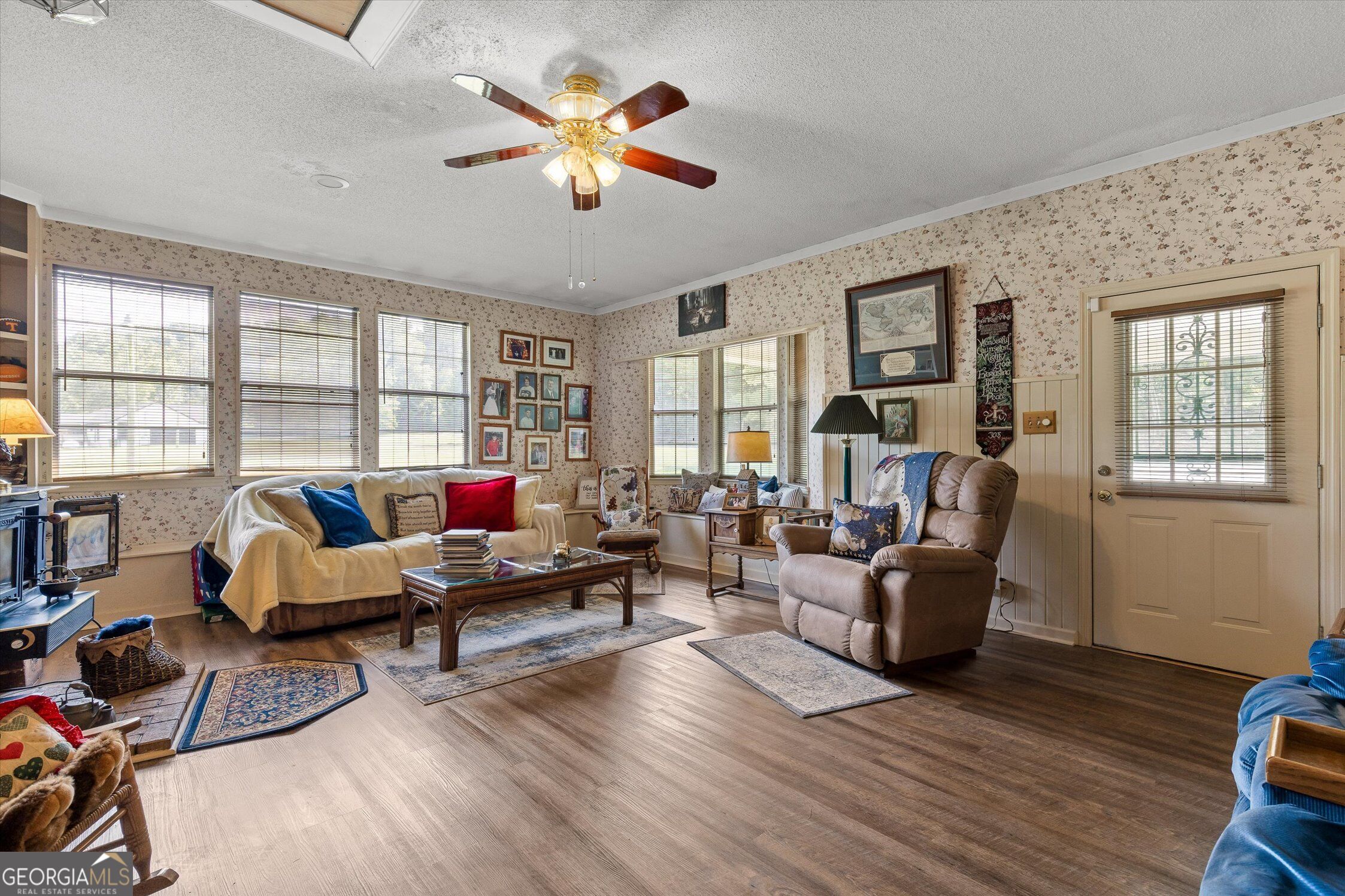 5652 Old Hunter Road Property Photo 10