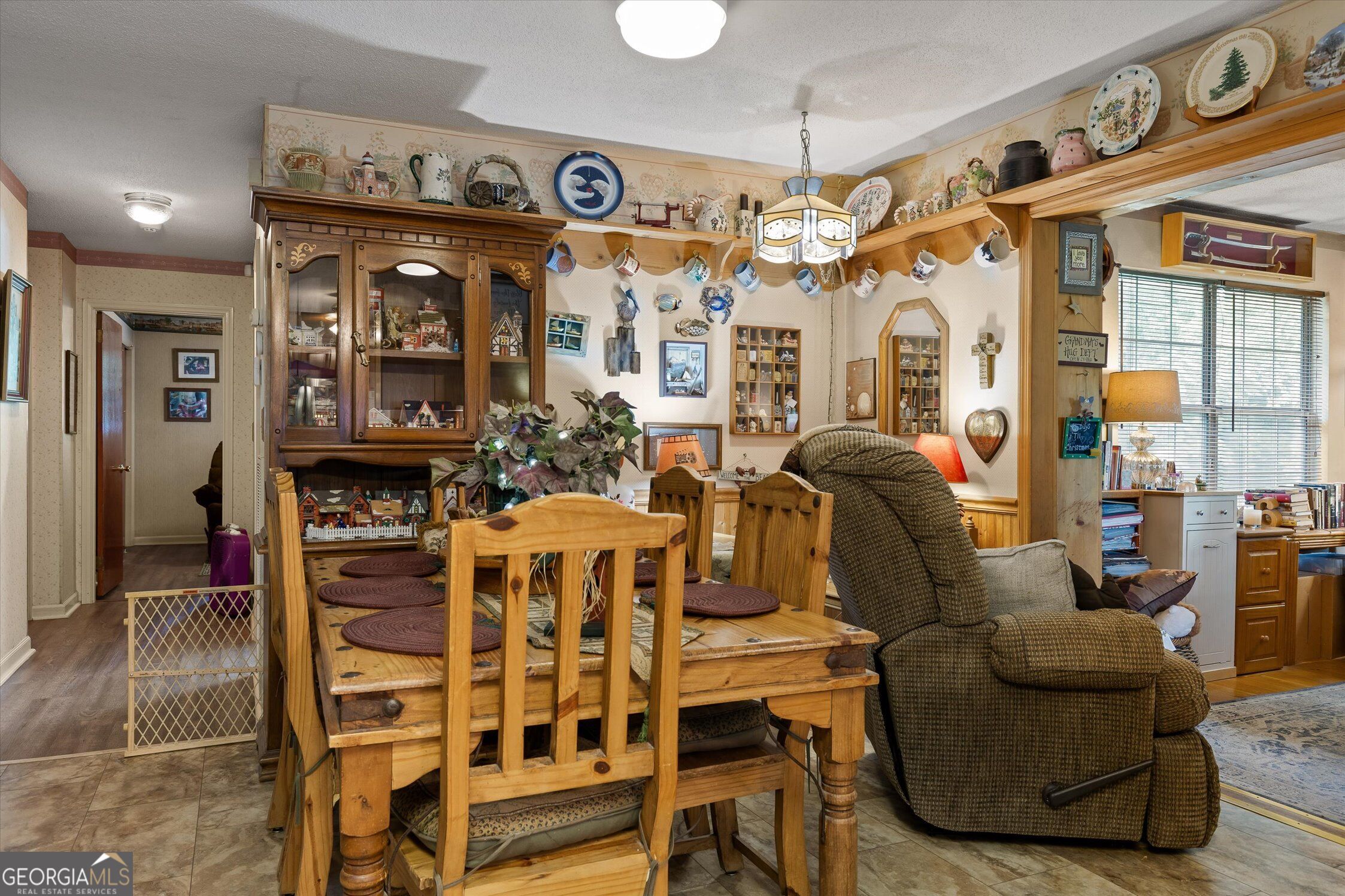 5652 Old Hunter Road Property Photo 16
