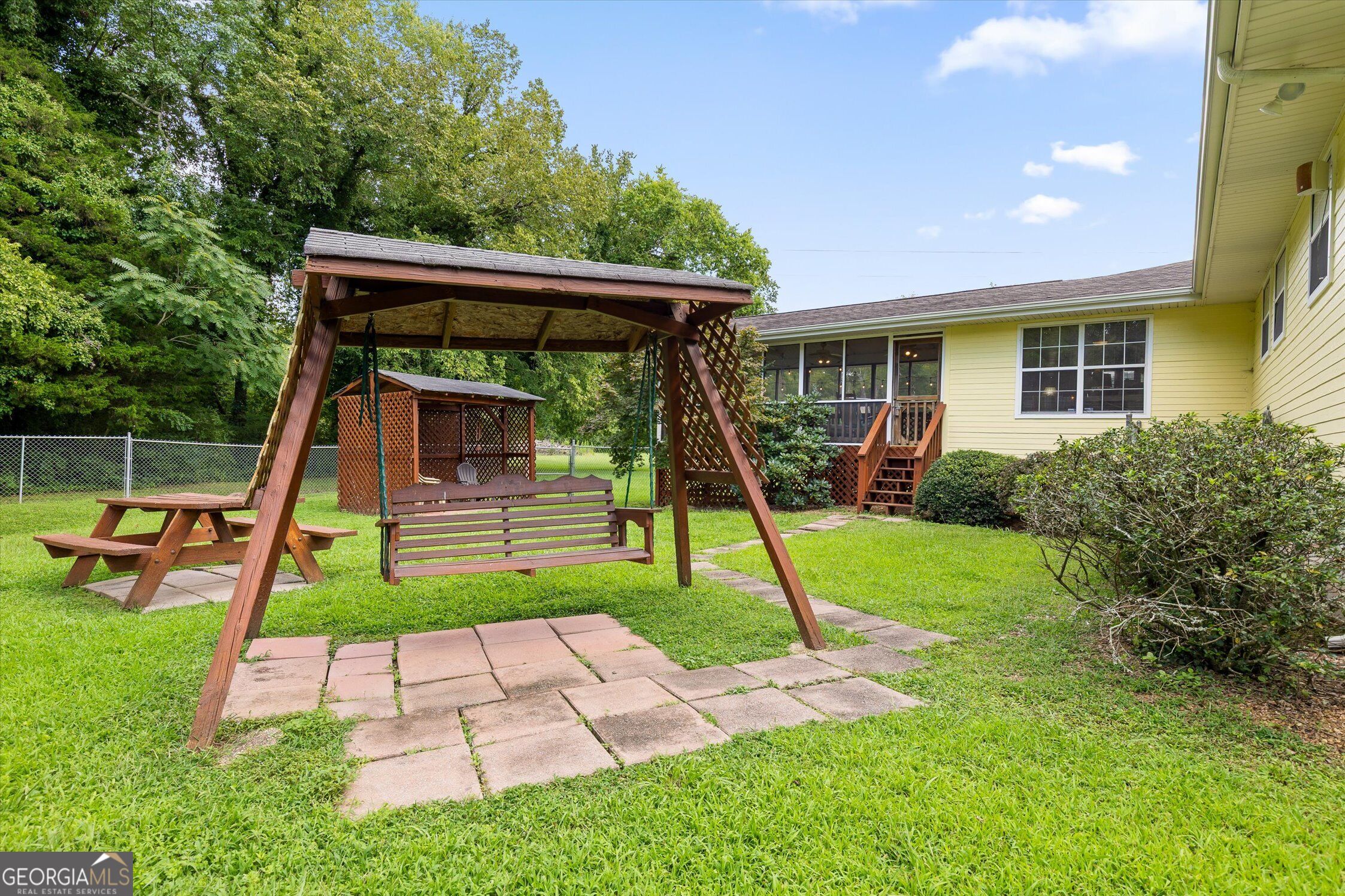 5652 Old Hunter Road Property Photo 27