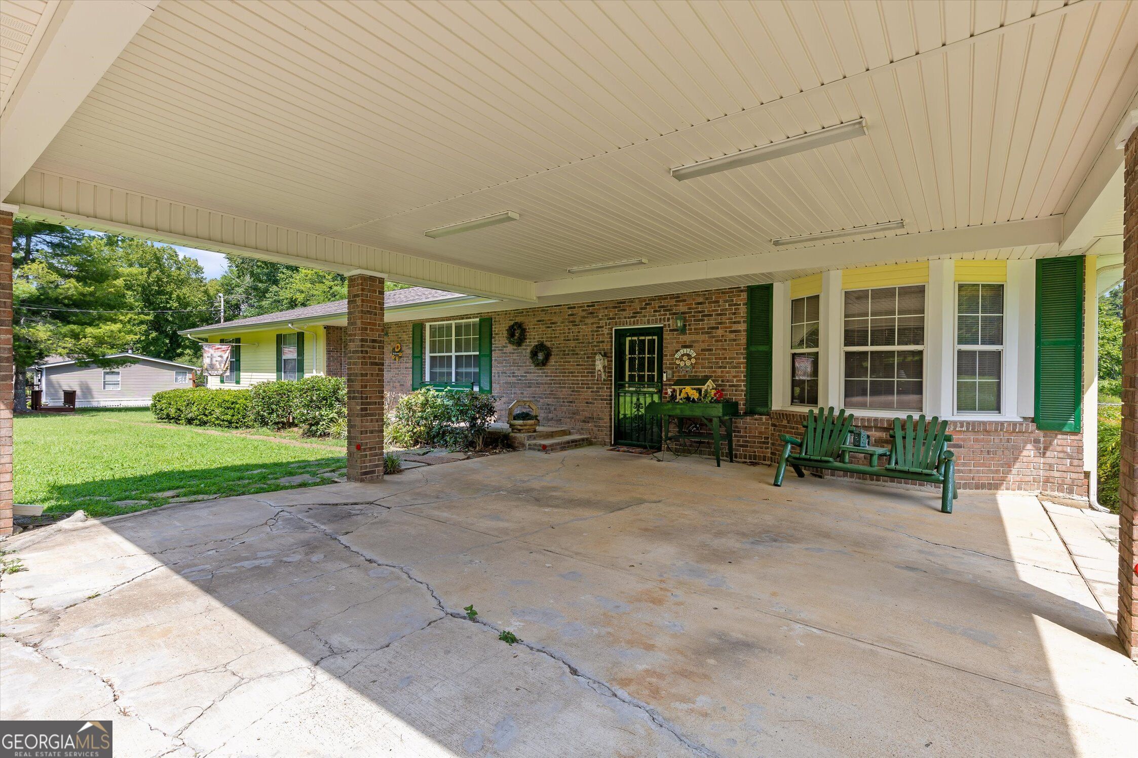 5652 Old Hunter Road Property Photo 33