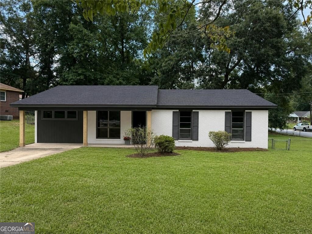 118 Patton Drive Property Photo 1