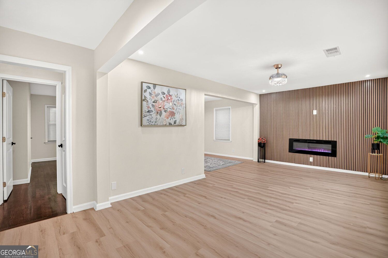 1958 Penelope Street Nw Property Photo 5