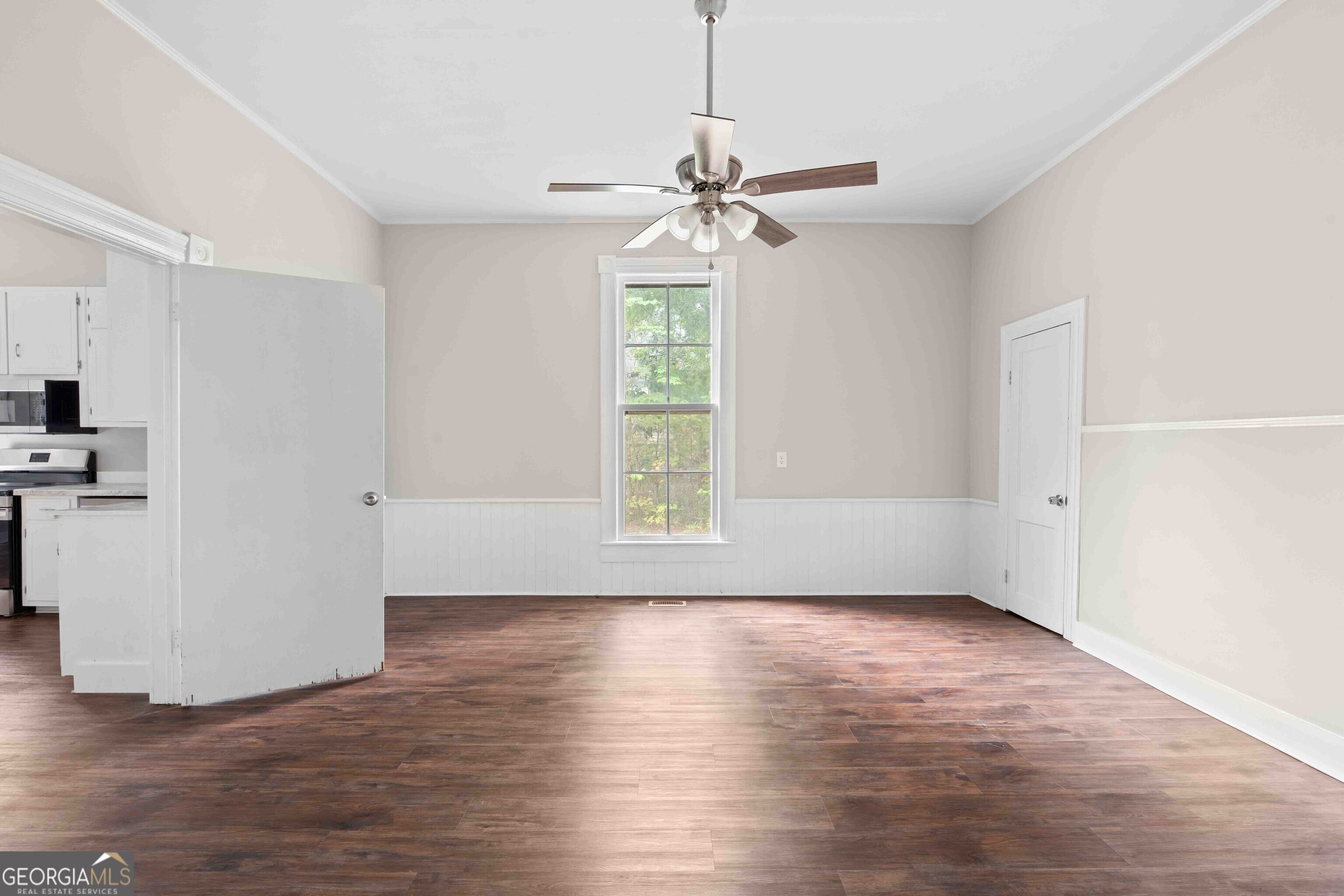 30 Depot Street Property Photo 10