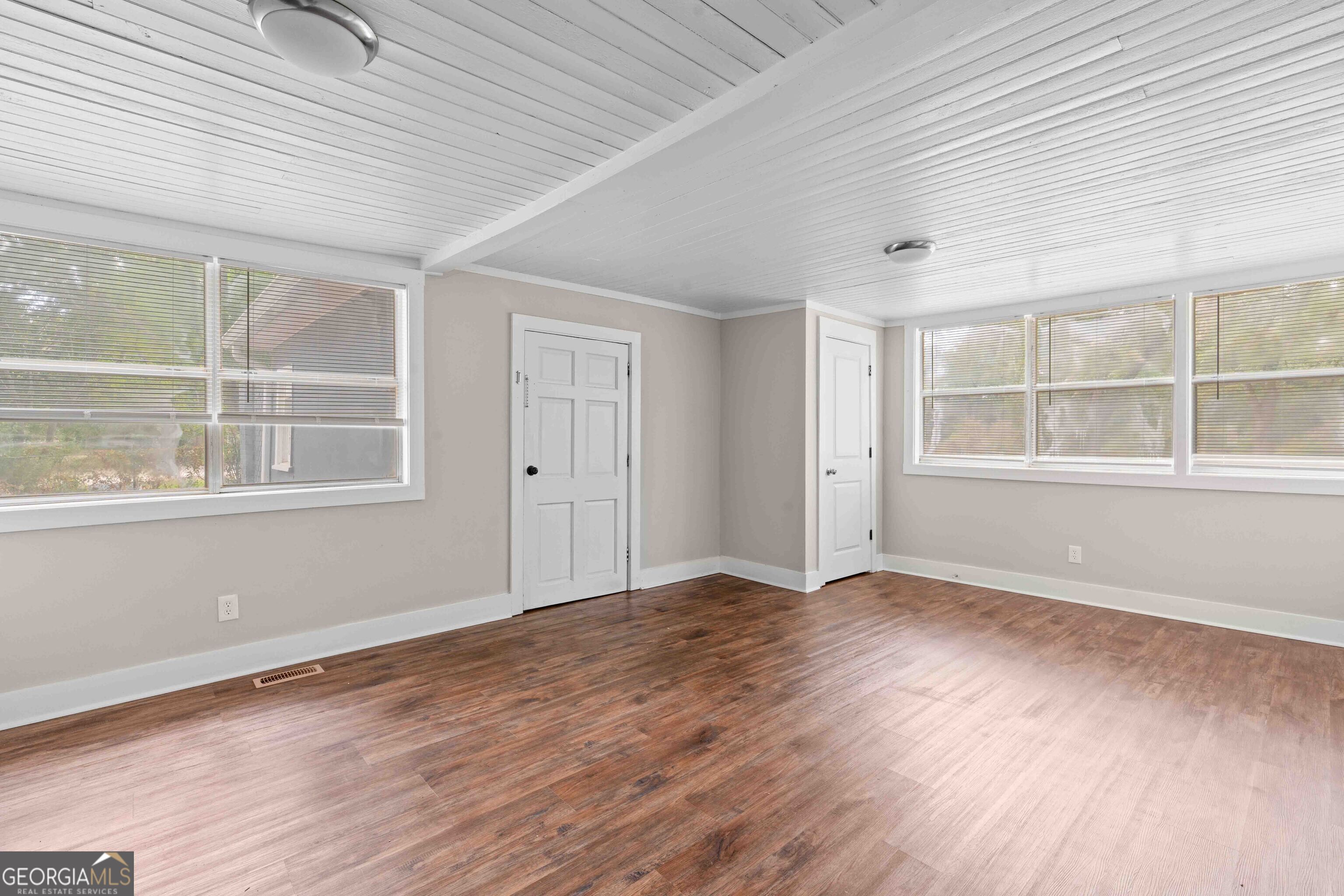 30 Depot Street Property Photo 13