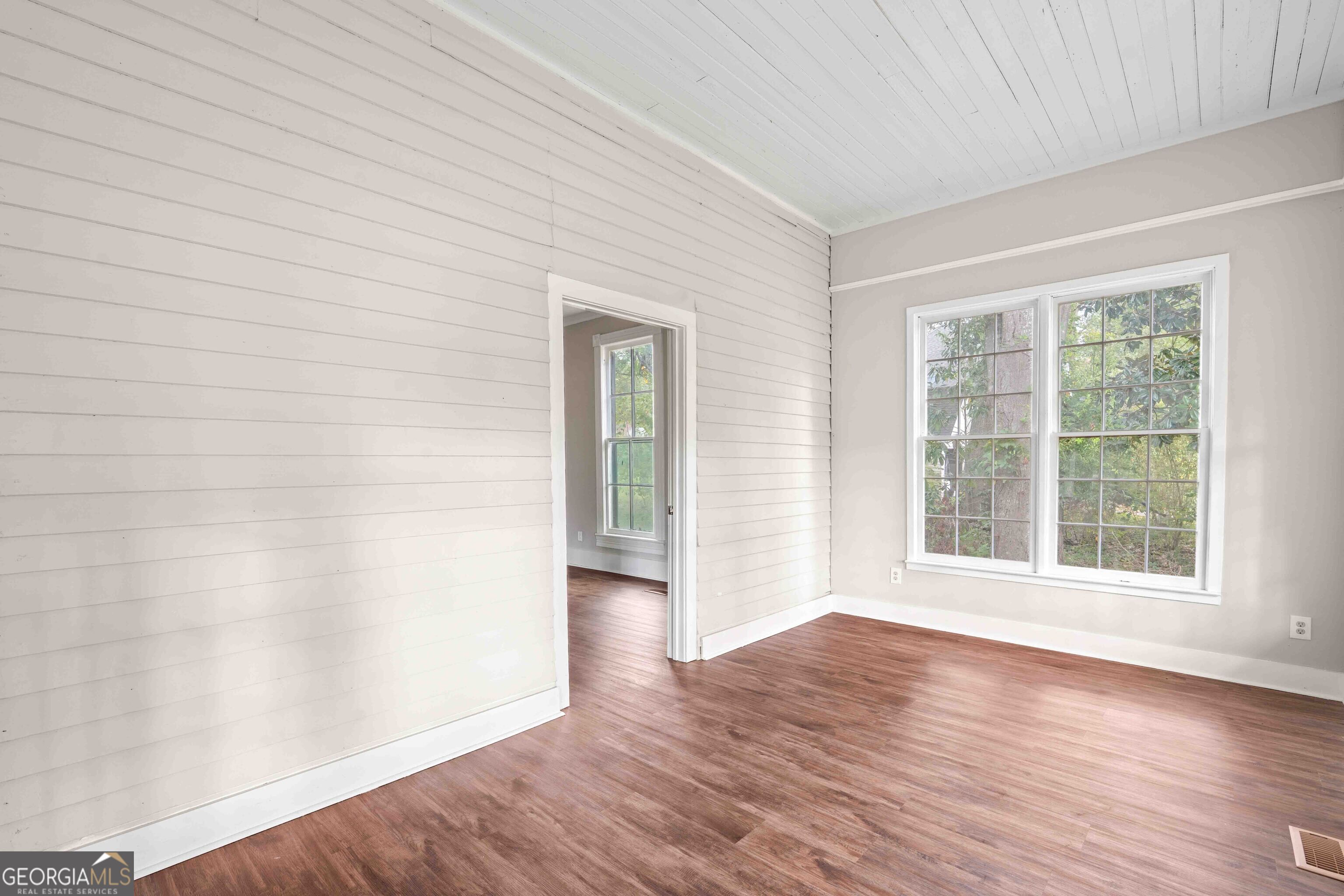 30 Depot Street Property Photo 17