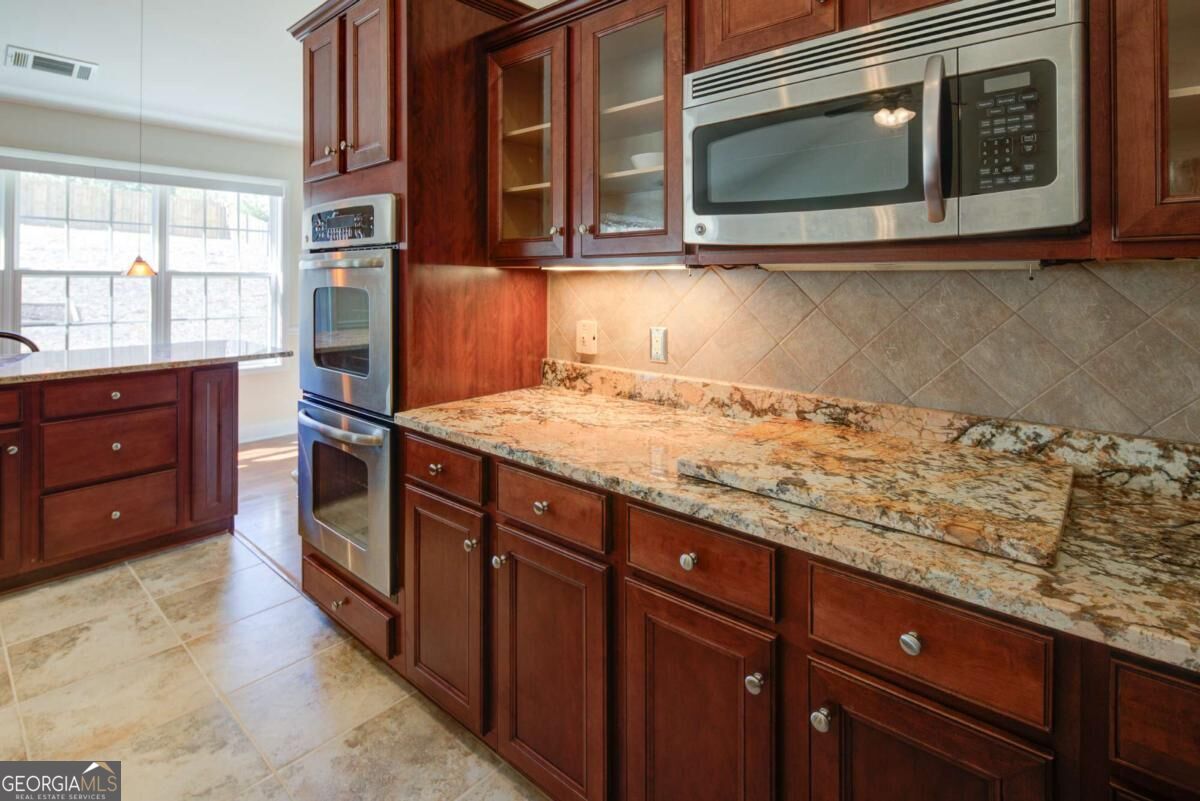 111 River Mill Lane Property Photo 2