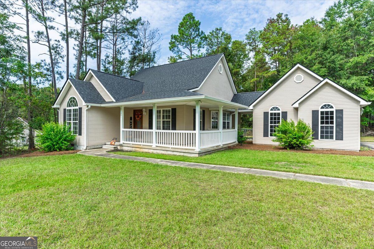 241 Graystone Pointe Drive Property Photo 4