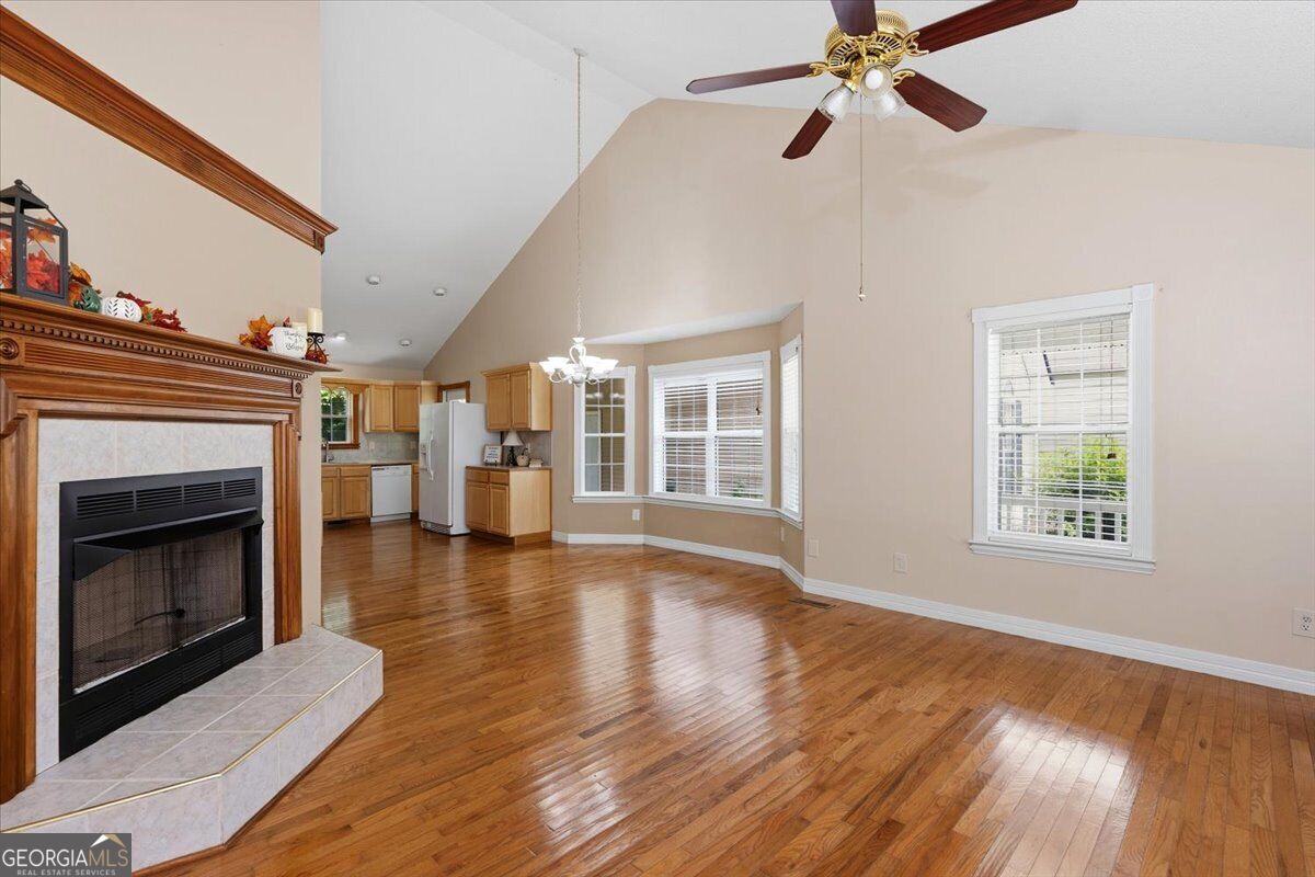 241 Graystone Pointe Drive Property Photo 10