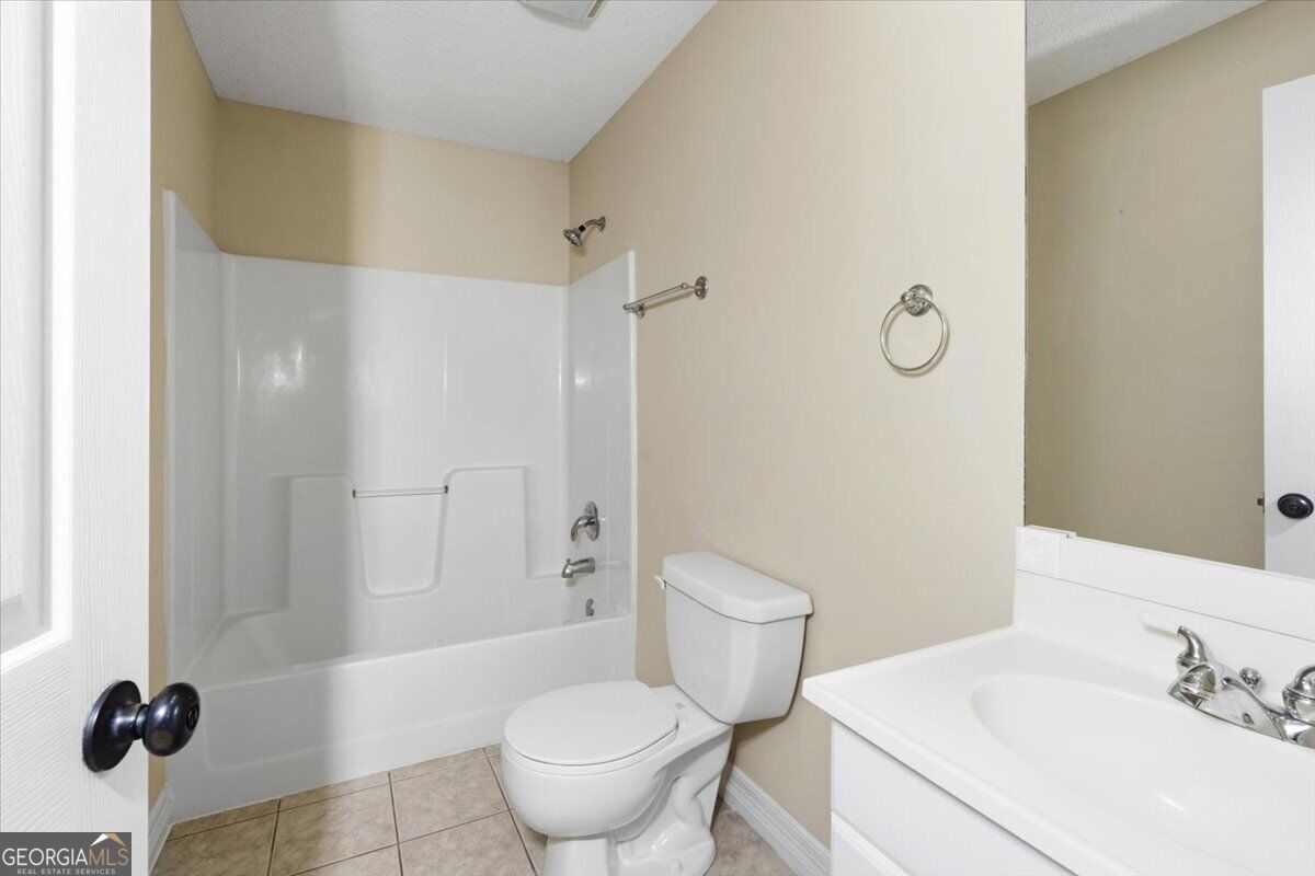 241 Graystone Pointe Drive Property Photo 23