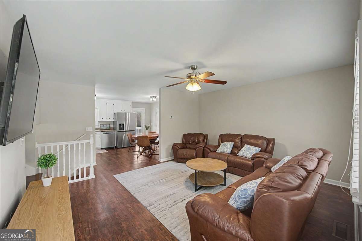 558 Peeples Valley Road Ne Property Photo 5