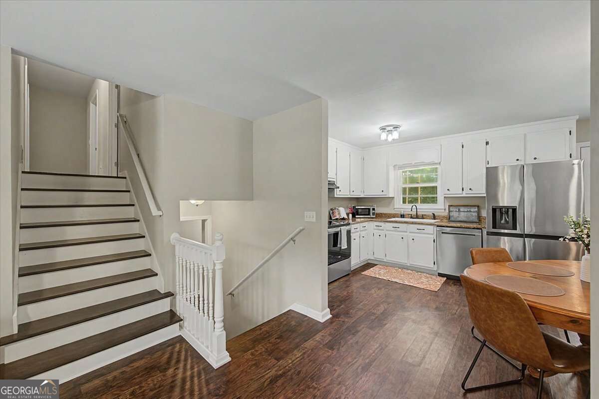 558 Peeples Valley Road Ne Property Photo 8