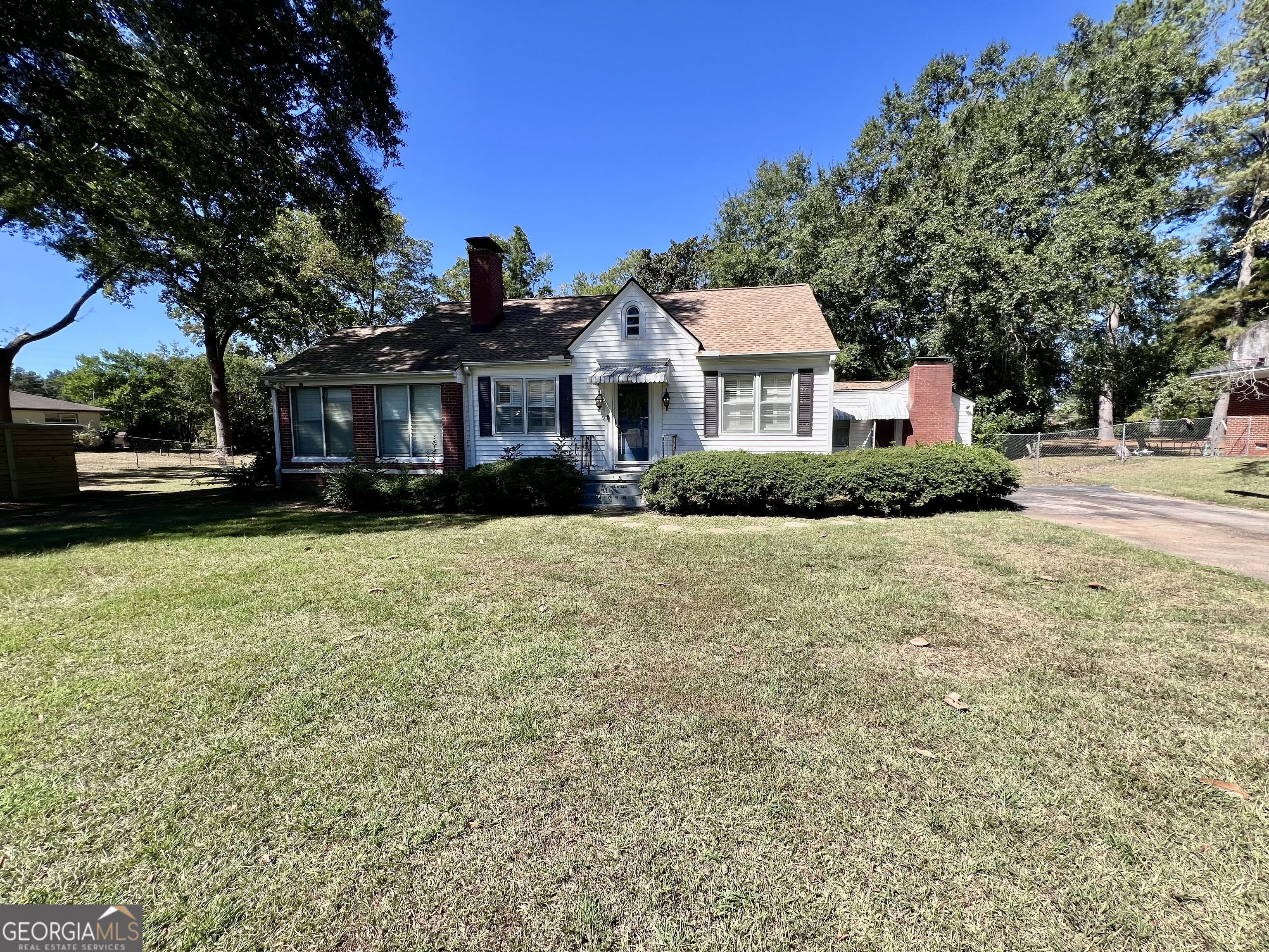 203 Teel Road Property Photo 2