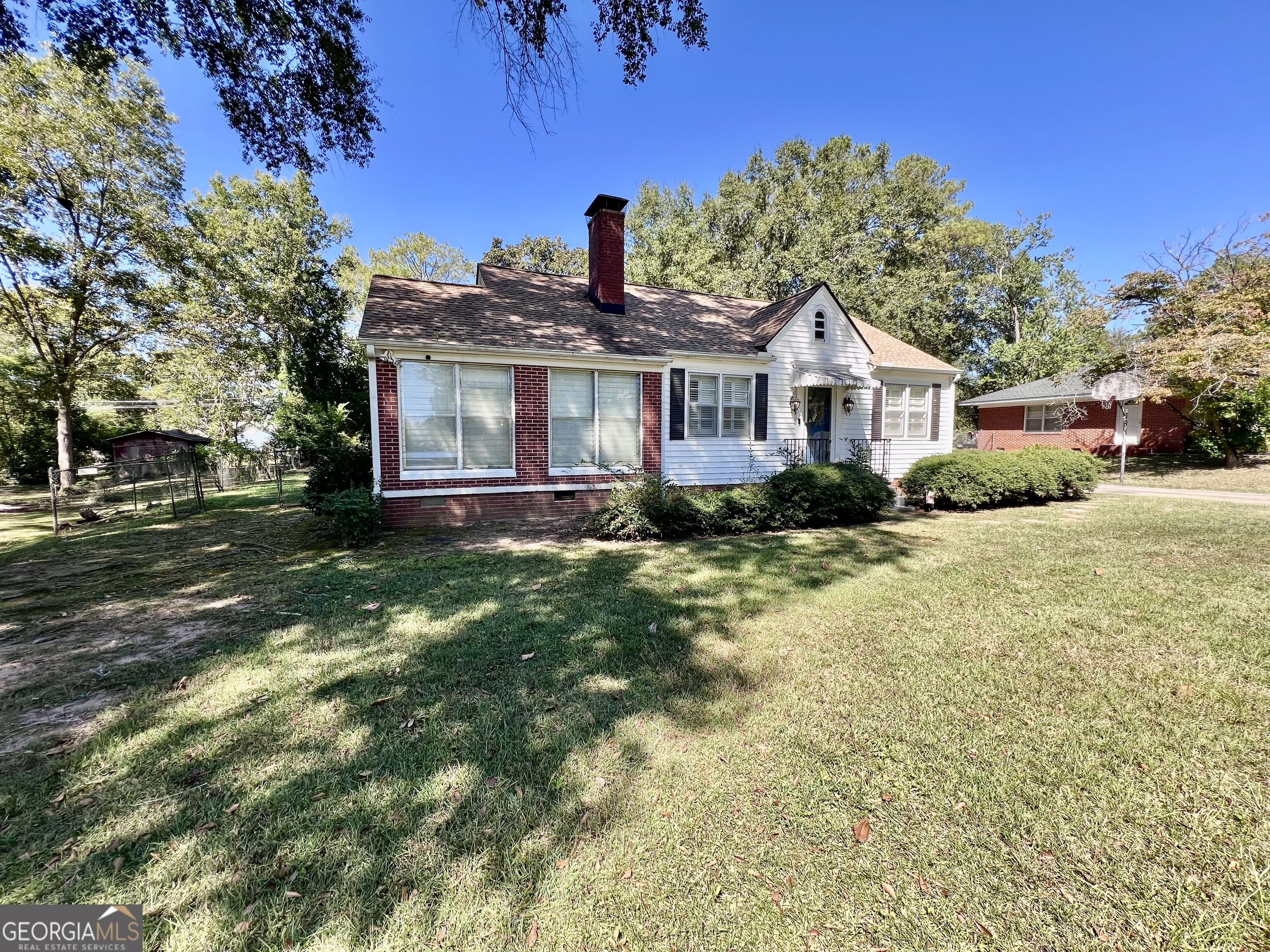 203 Teel Road Property Photo 3