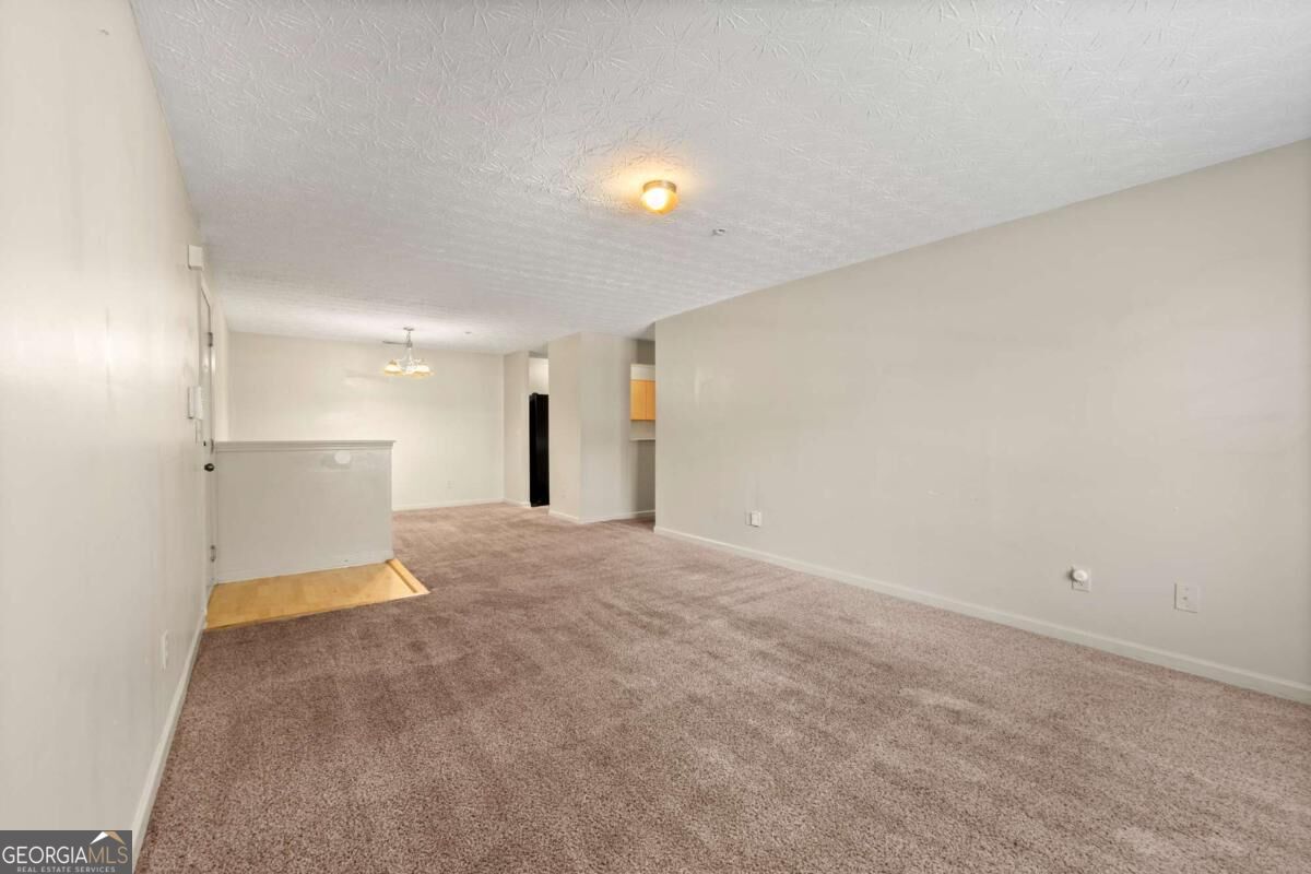 9202 Fairington Ridg Circle Property Photo 5