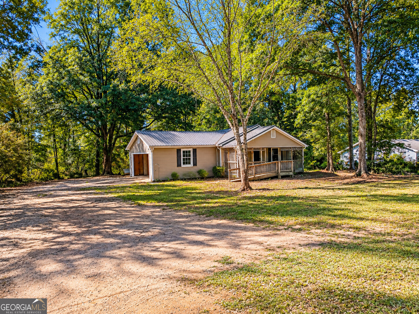 149 Keys Ferry Road Property Photo 4