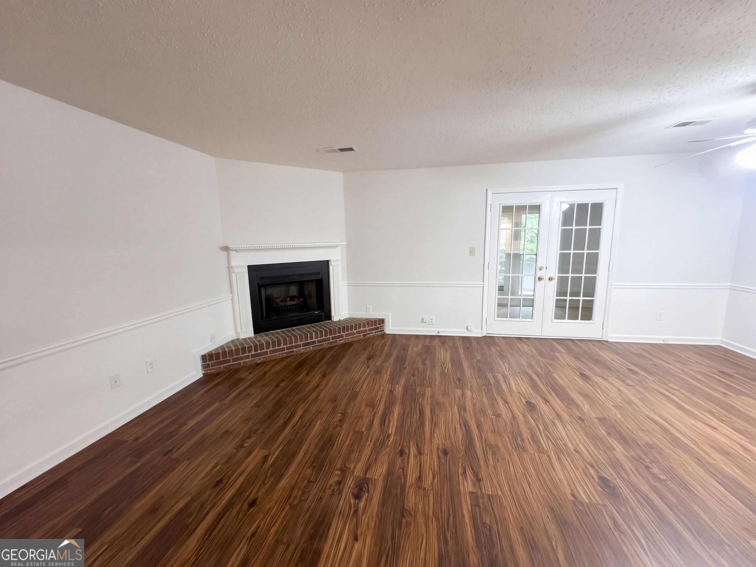5997 Wintergreen Road Property Photo 3