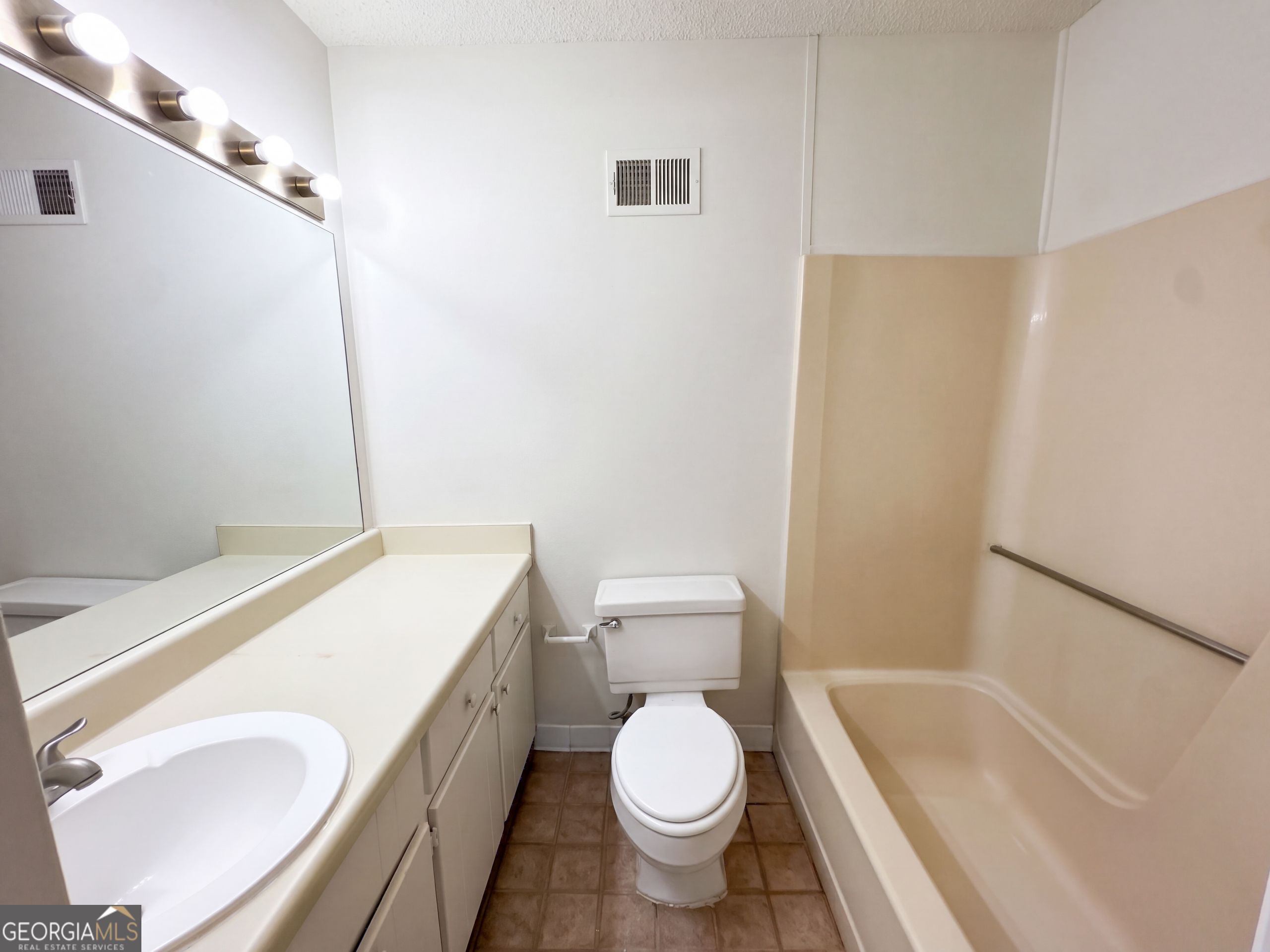 5997 Wintergreen Road Property Photo 13