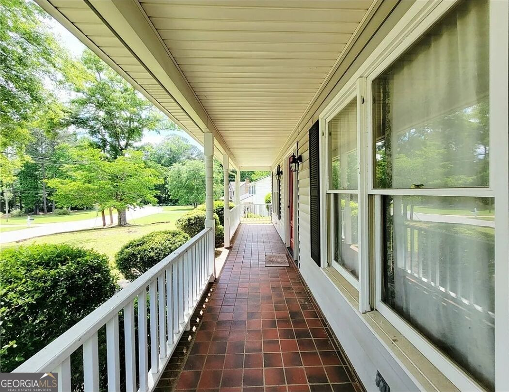 1804 1st Street Property Photo 2
