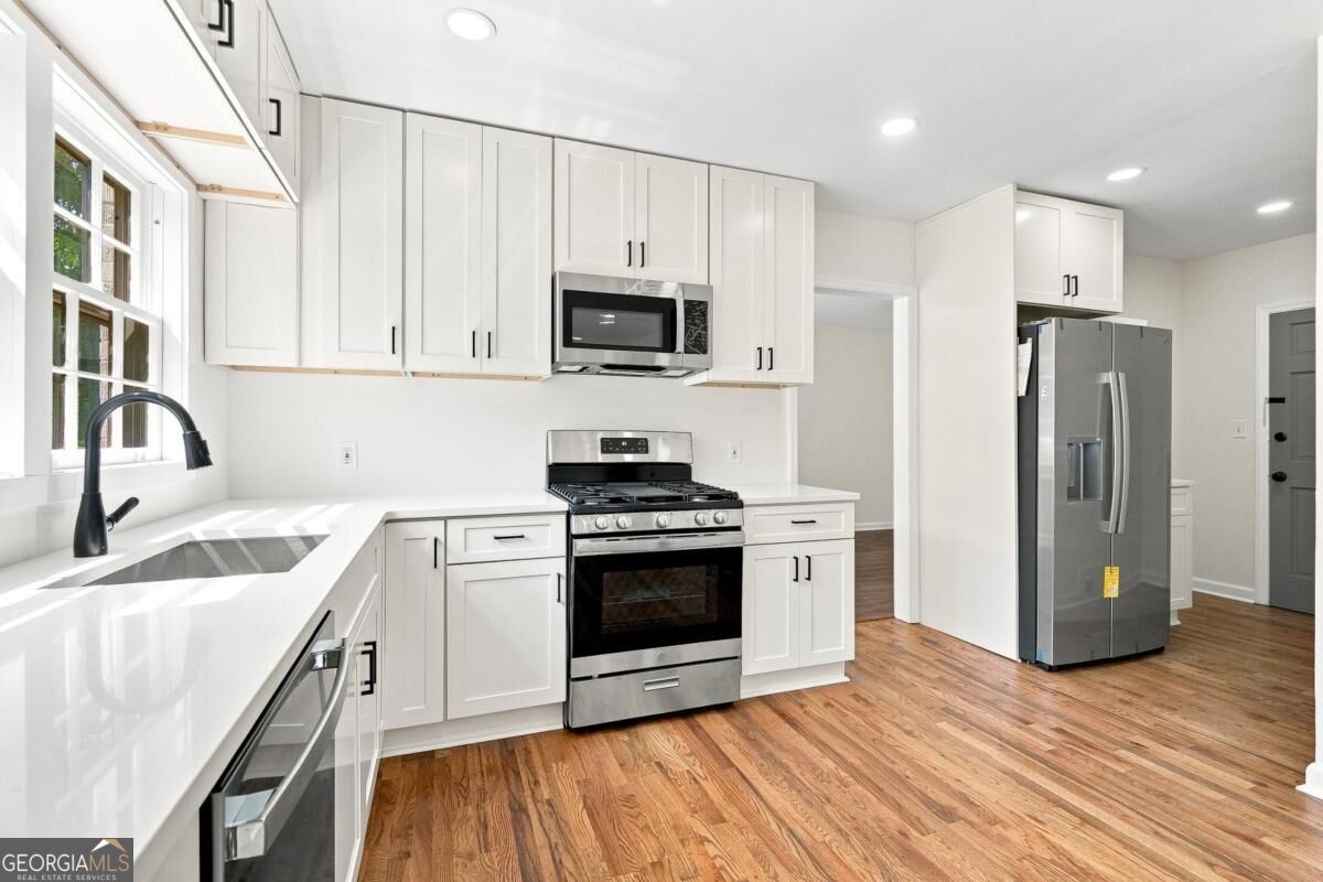 1368 Scott Boulevard Property Photo 3