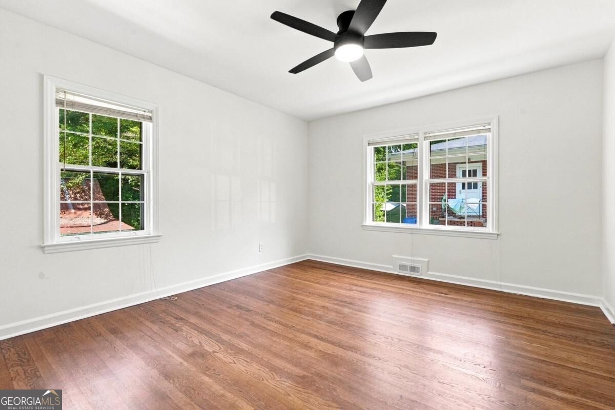 1368 Scott Boulevard Property Photo 12