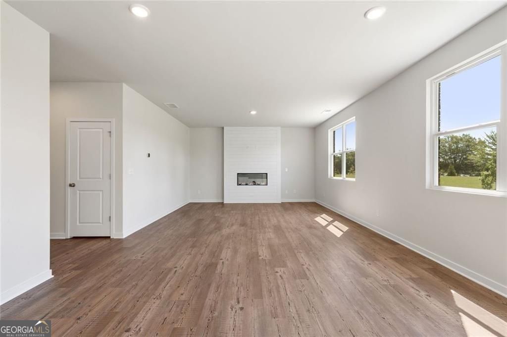 308 Earnshaw Avenue Property Photo 5