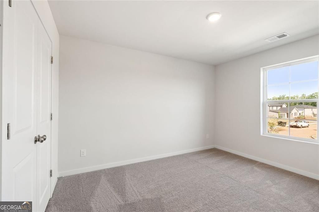 308 Earnshaw Avenue Property Photo 8
