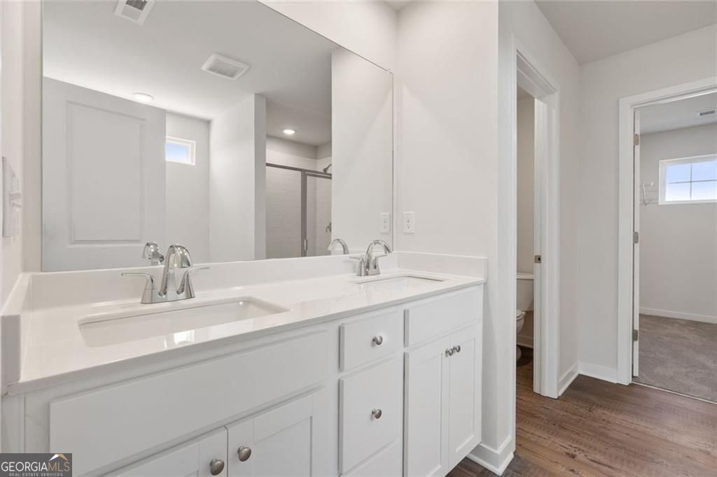 308 Earnshaw Avenue Property Photo 11