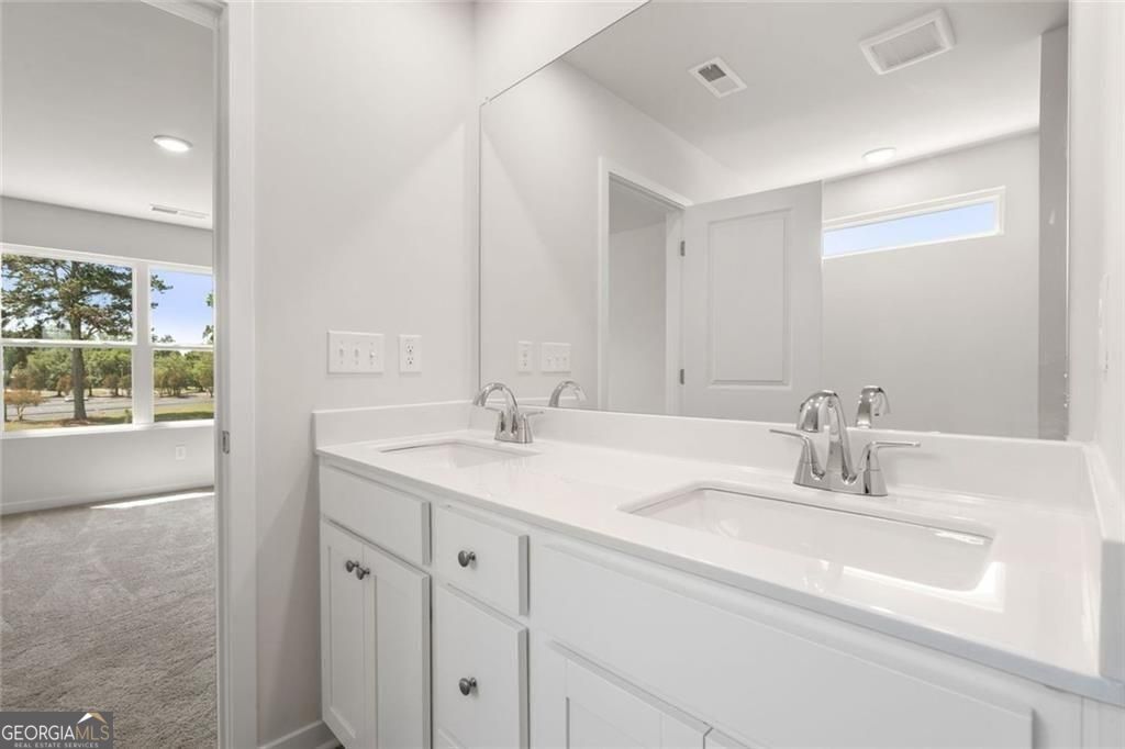 308 Earnshaw Avenue Property Photo 13