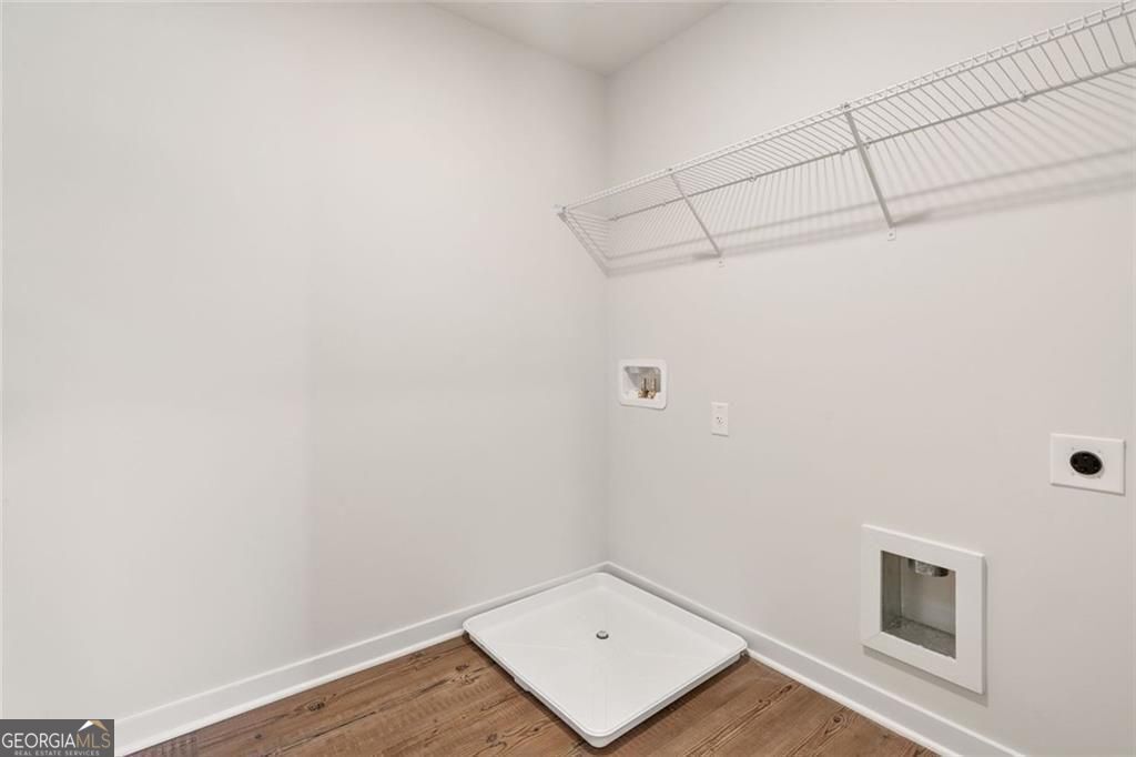 308 Earnshaw Avenue Property Photo 14