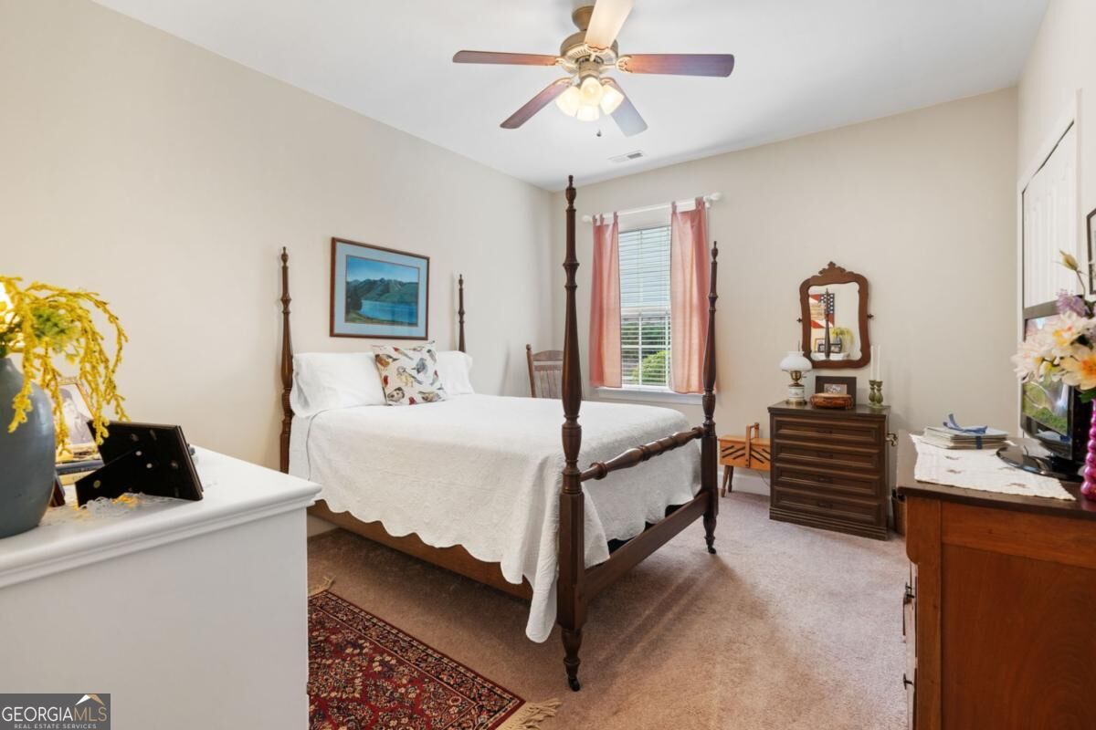 5623 Lancashire Lane Property Photo 10