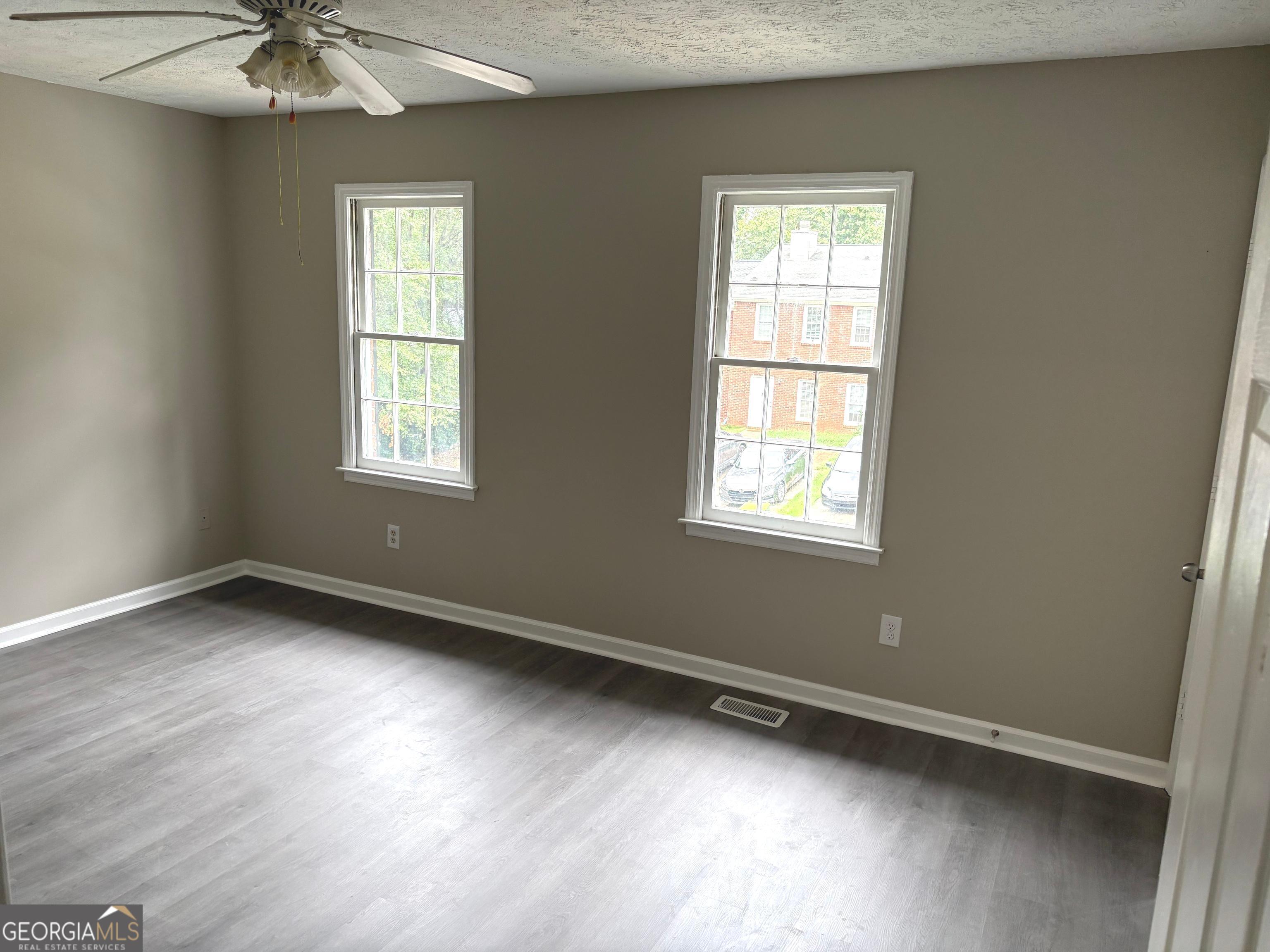 2797 Northwood Court Sw Property Photo 5