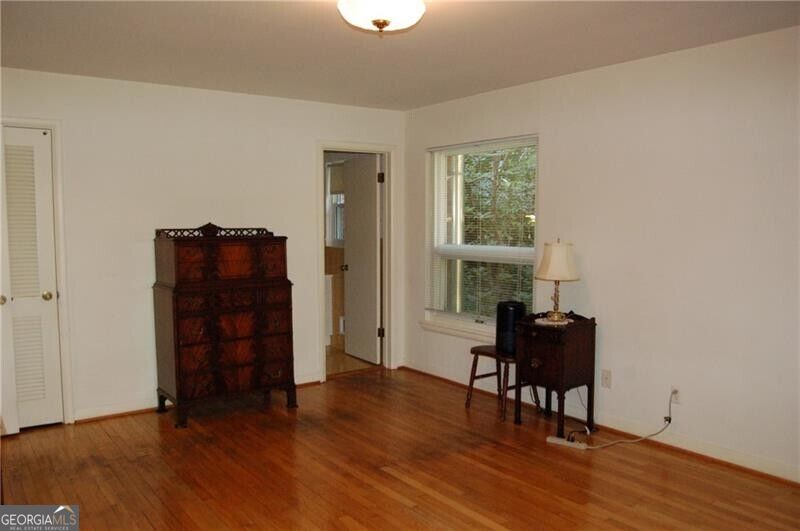 1054 Swathmore Drive Nw Property Photo 27