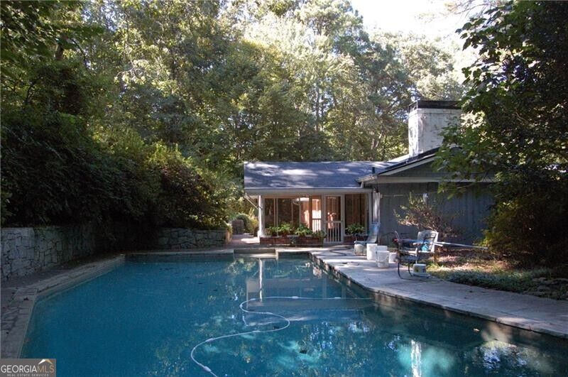 1054 Swathmore Drive Nw Property Photo 34