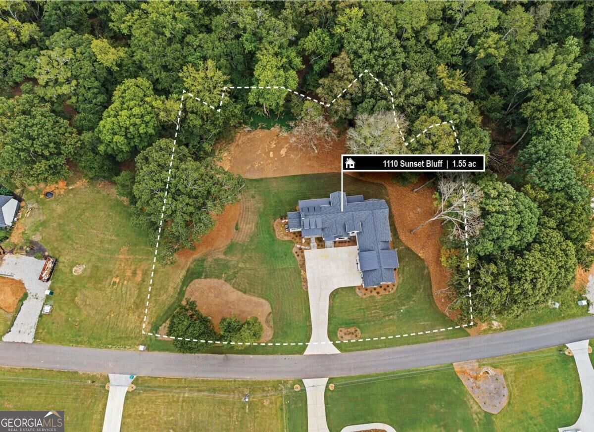 1110 Sunset Bluff Property Photo 3