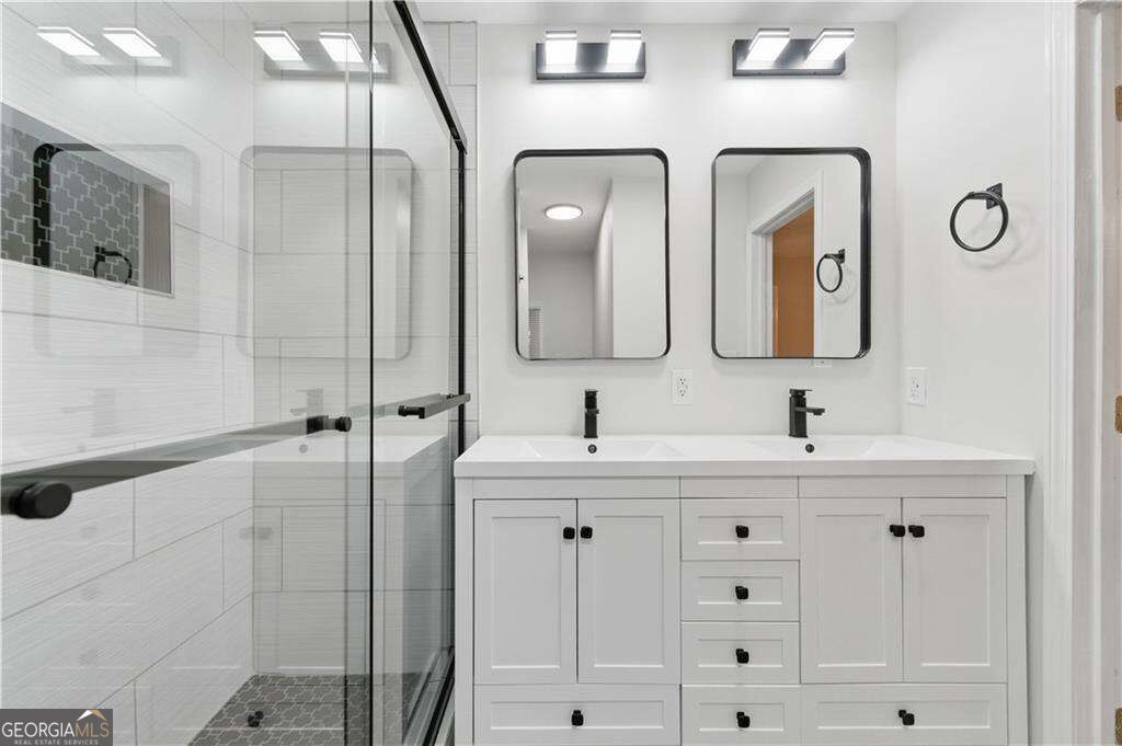 1003 Valley Drive Property Photo 8