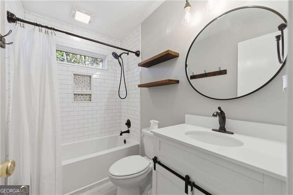 1003 Valley Drive Property Photo 12